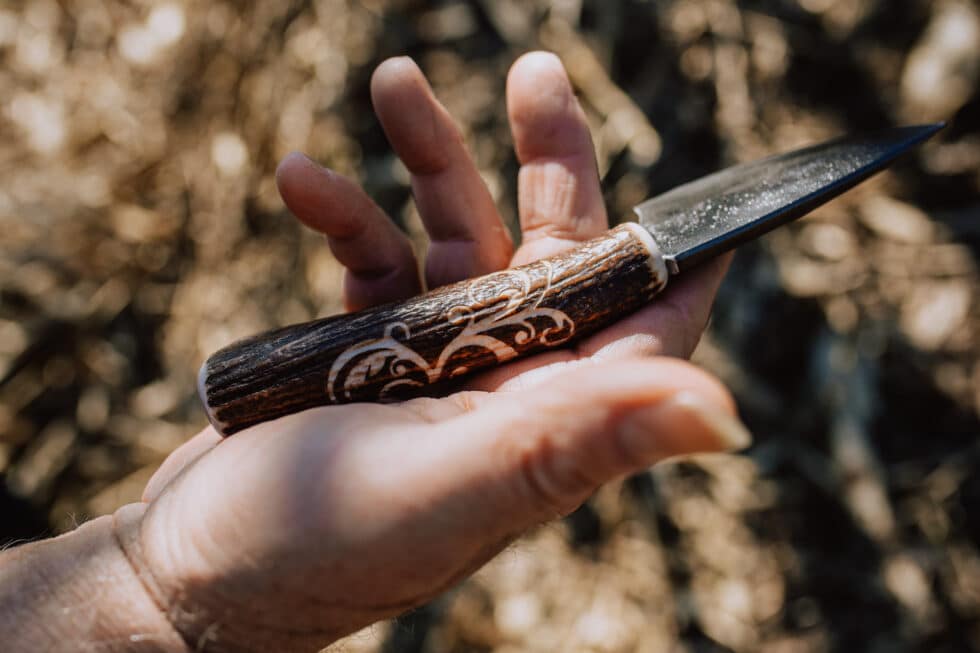 messer-jagdmesser-hirschhorn-gravieren-graveur-kaernten-klagenfurt-geschenkidee