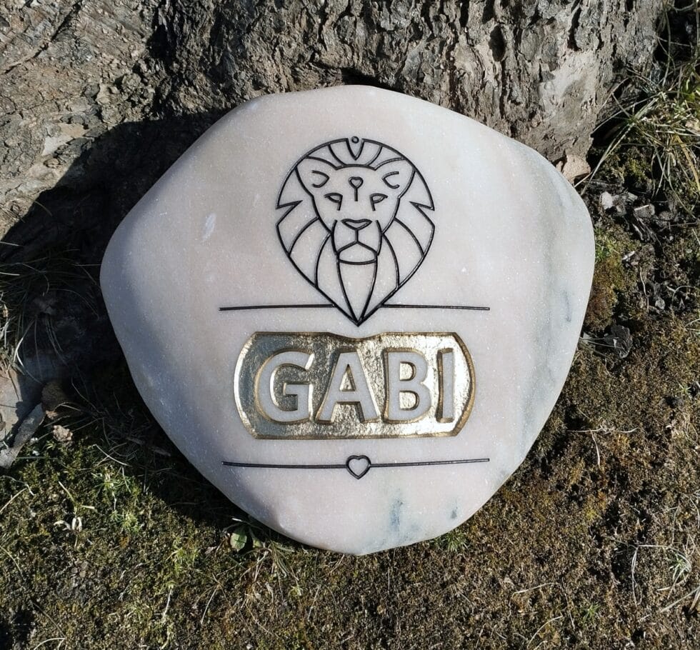 trauerstein-steingravur von mk gravurkunst-kaernten-klagenfurt- gedenkstein-grabstein-