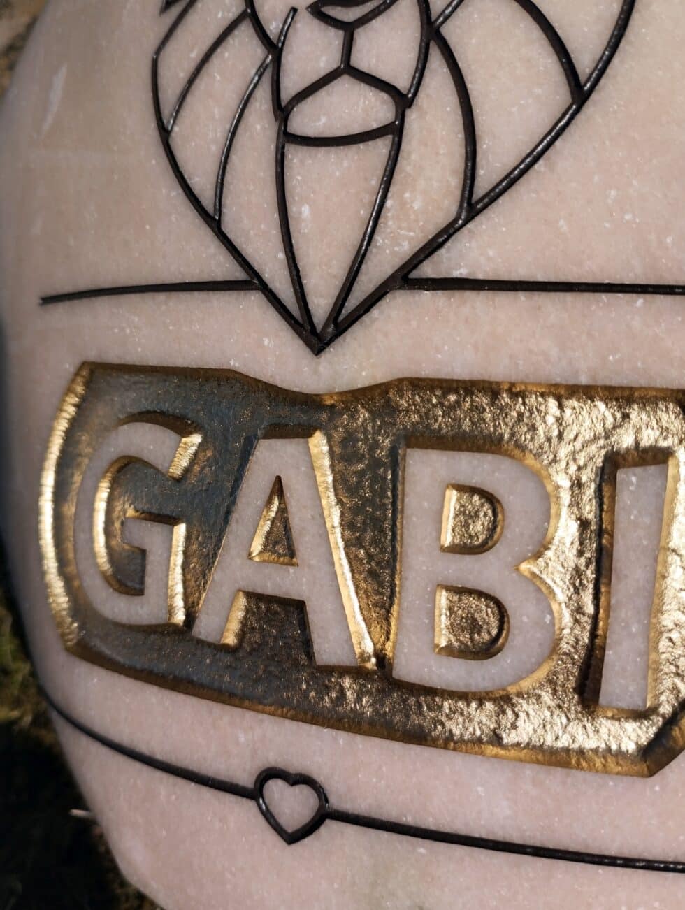 trauerstein-steingravur von mk gravurkunst-kaernten-klagenfurt- gedenkstein-grabstein-