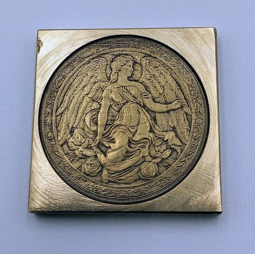 gravur-graveur-kaernten-klagenfurt-stahlgravur-geschenkidee-Münzgravur- graviert-geburtstag- Indistruegravur